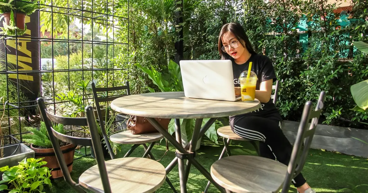 do banks do title loans