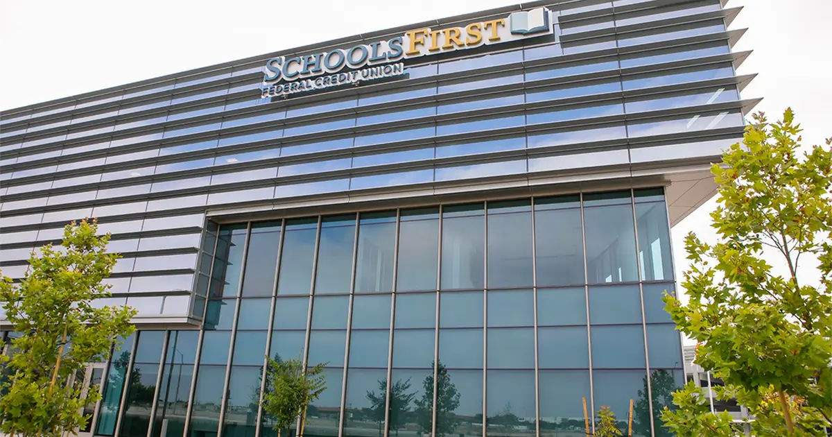 is SchoolsFirst a good bank