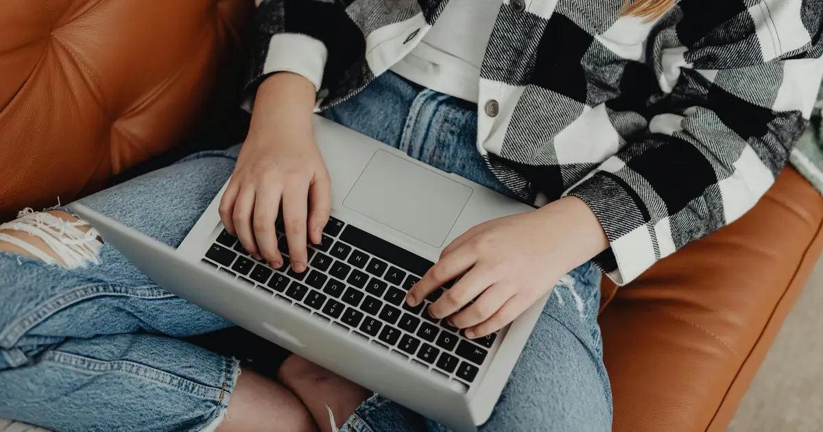 what credit reporting agency does Synchrony Bank use