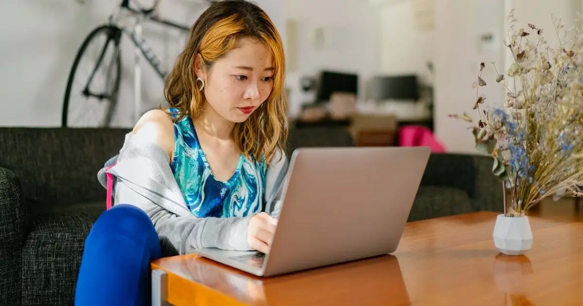 can you open a joint bank account without being married