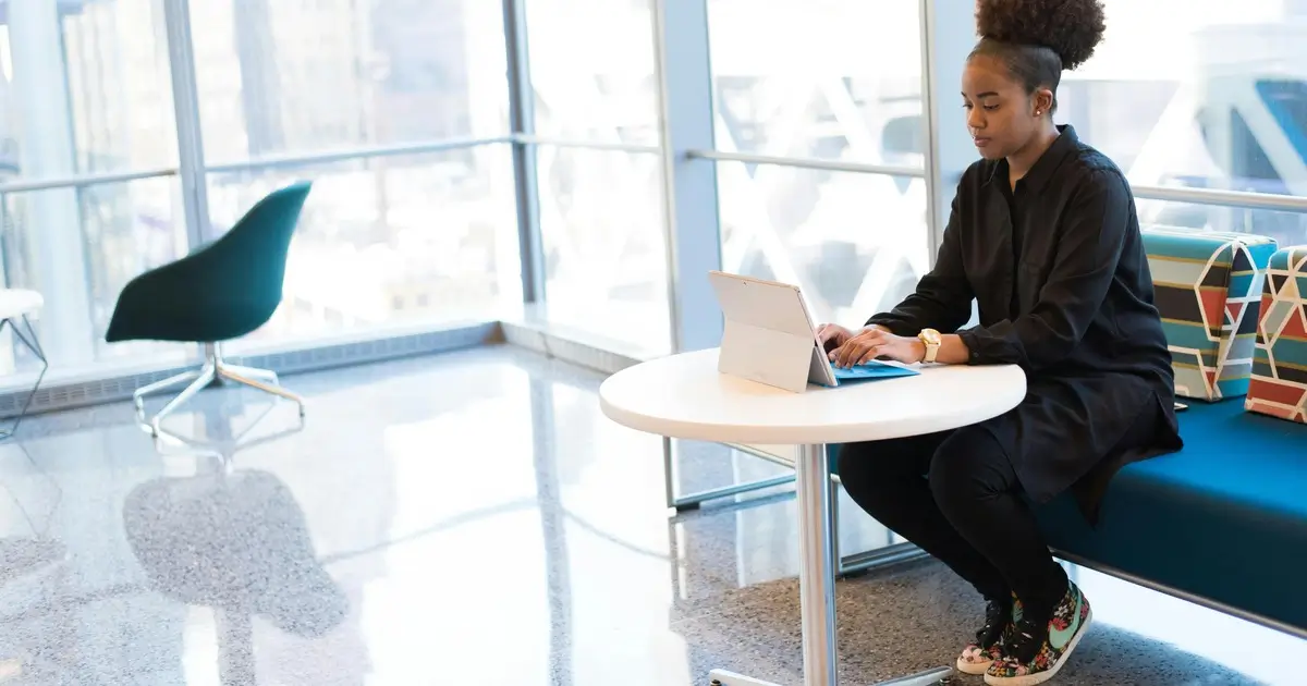 how long does Apple Cash take to transfer to bank