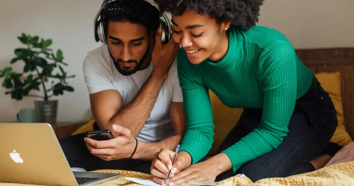 is Credit One Bank 24 hour customer service available