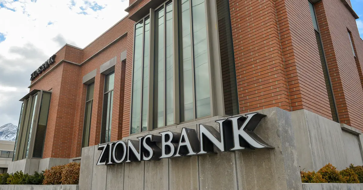Is Zions Bank in Trouble? is Zions Bank in trouble