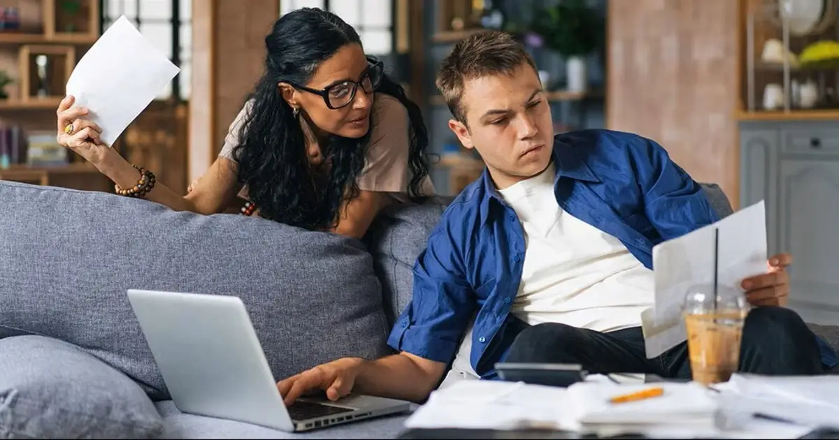 what is merchant banking