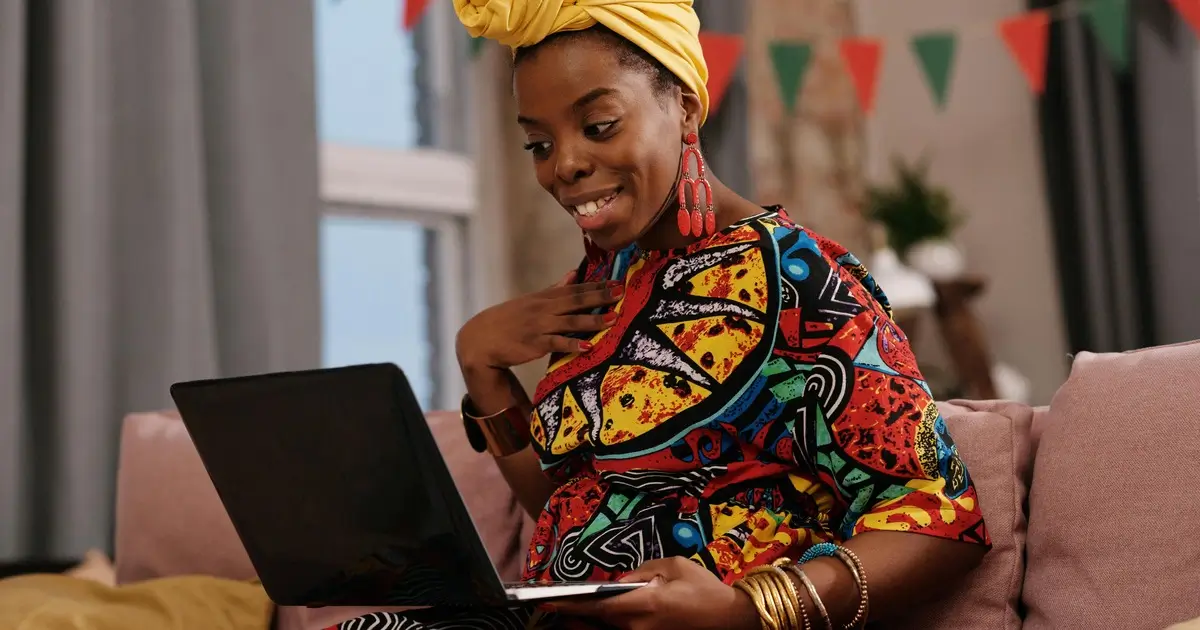 does PNC Bank cash savings bonds