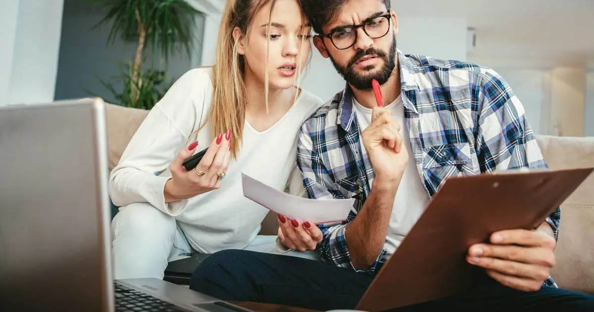 how do banks investigate disputes on debit cards