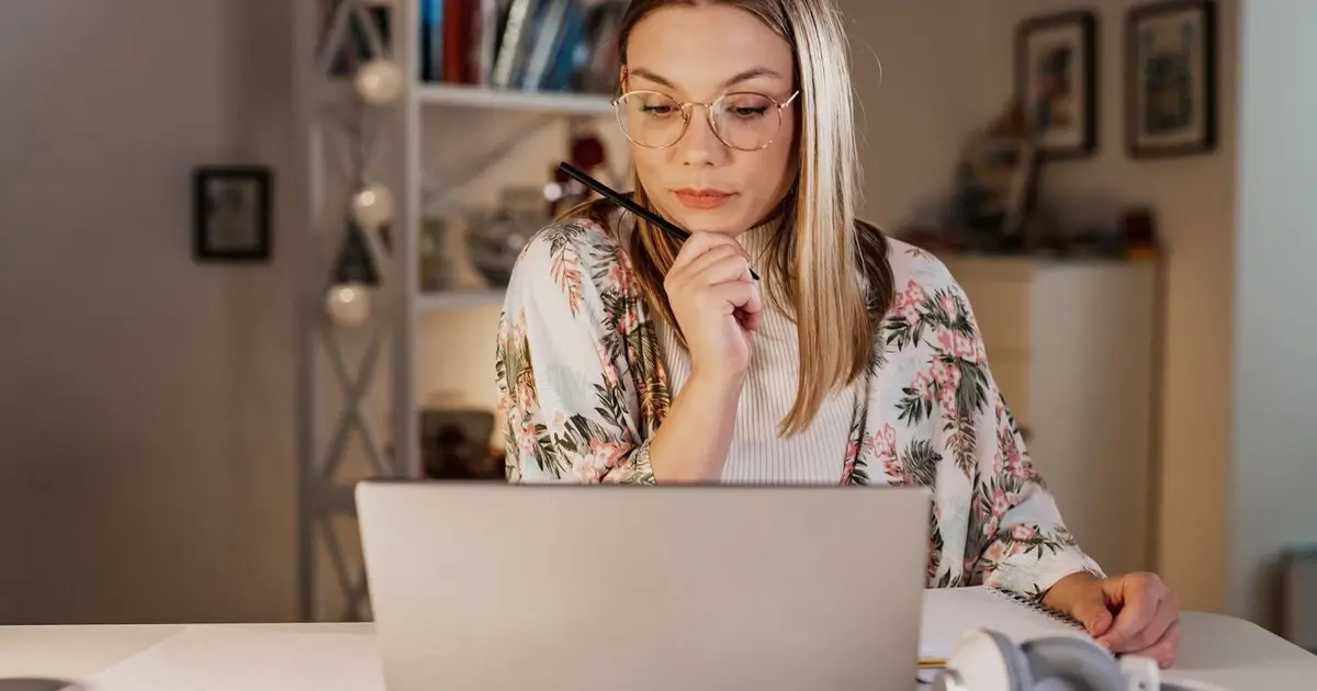 what does Fiserv do for banks